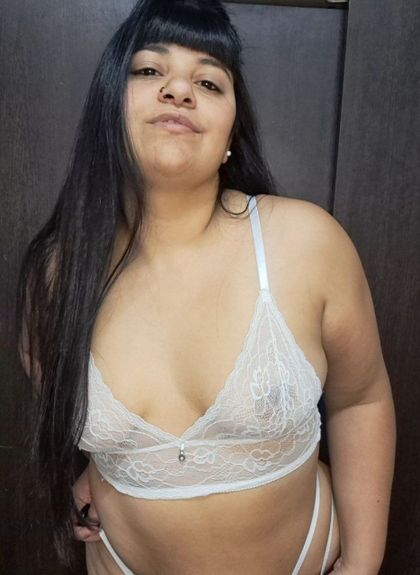 hotbrunette22 OnlyFans picture