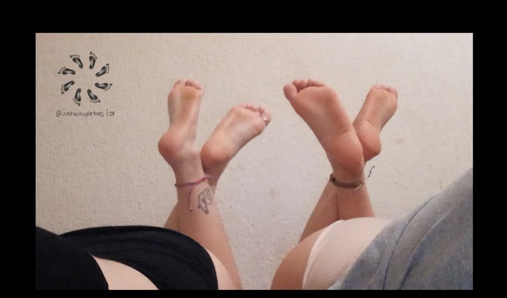 justacoupletoes OnlyFans profile picture