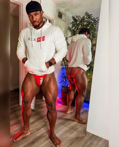 romanticsolja OnlyFans picture