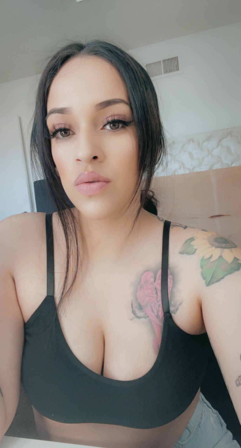 chatelle OnlyFans profile picture