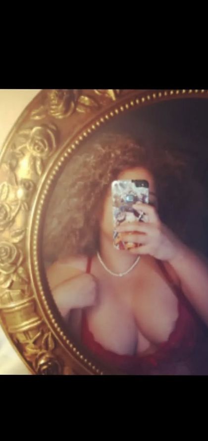 venus71 OnlyFans picture