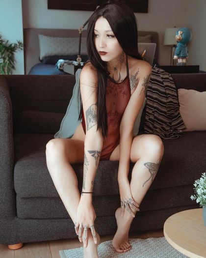 niae.sg OnlyFans picture