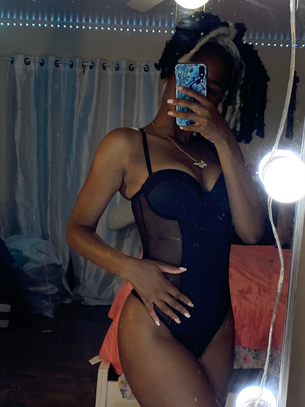 lovely-sapphire OnlyFans profile picture