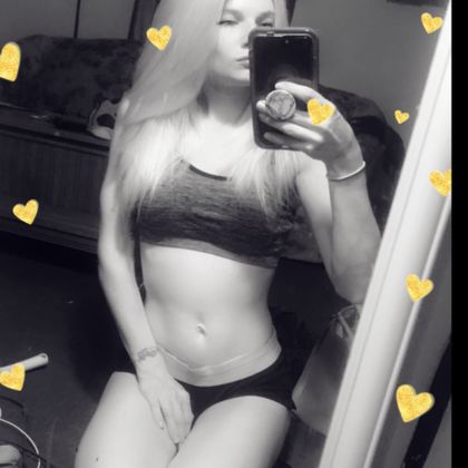 queenkatx3 OnlyFans picture