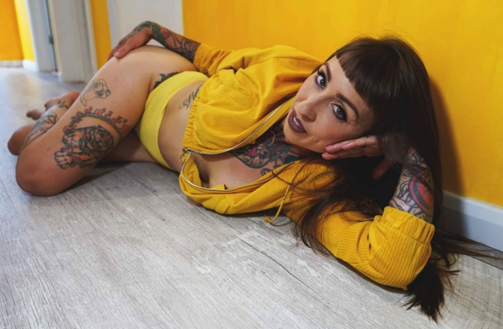 chichirevolver OnlyFans profile picture
