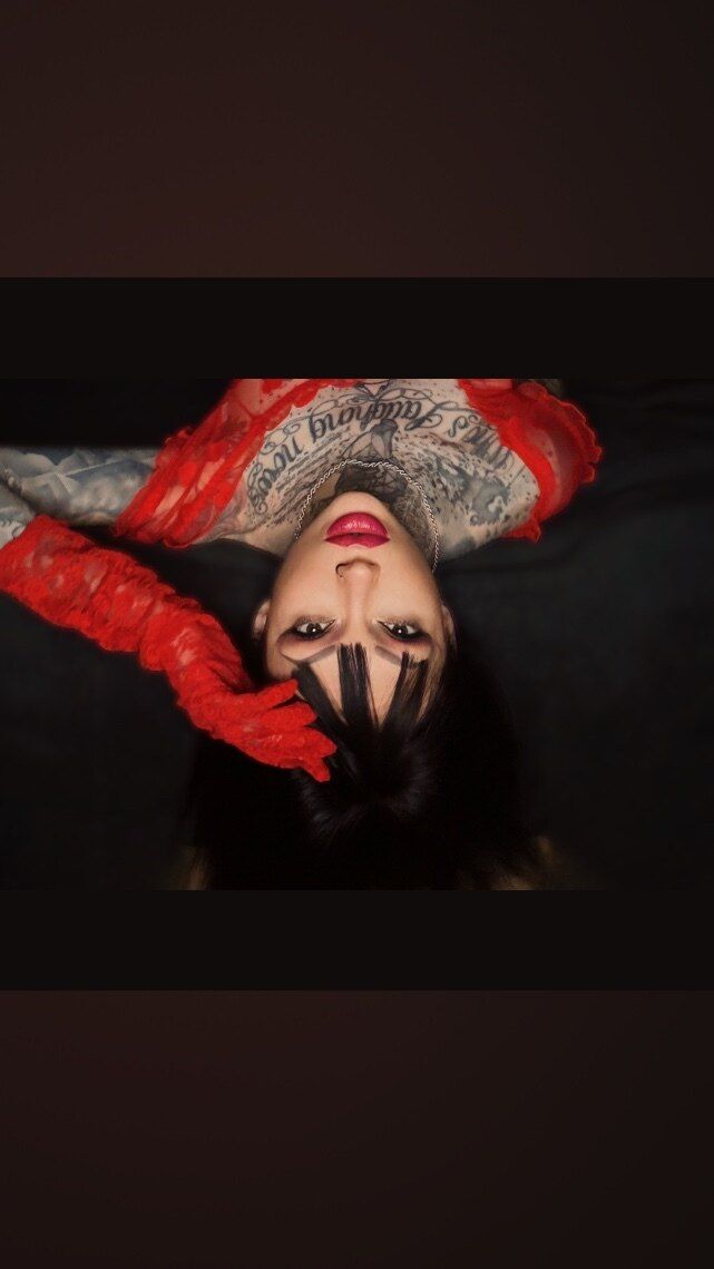nia_suicide OnlyFans profile picture