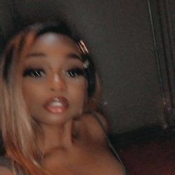 honeyhunyy OnlyFans picture