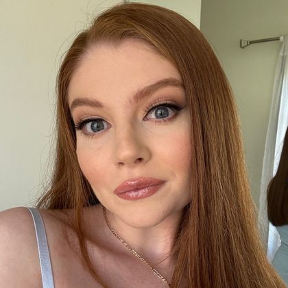 evebardotxx OnlyFans picture