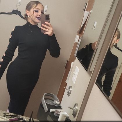 bored.blonde OnlyFans picture
