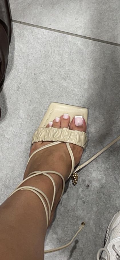 loves_feet OnlyFans picture