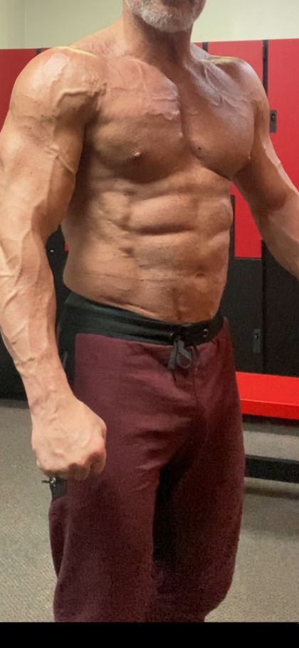 u195558101 OnlyFans picture