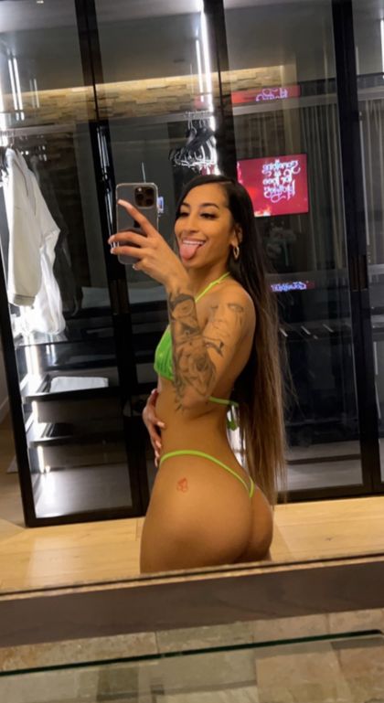 yurbae OnlyFans picture