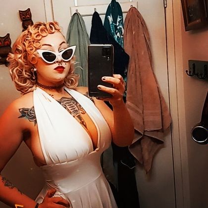 momoboo420 OnlyFans picture