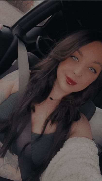 raeraexxx OnlyFans picture