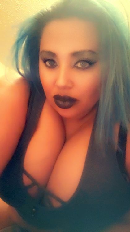 lilithravenwater OnlyFans picture