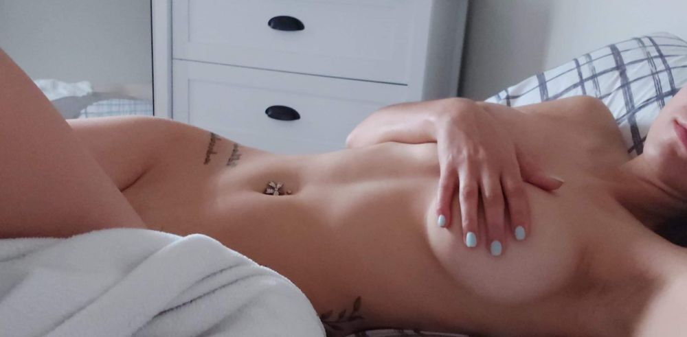 lorriie OnlyFans profile picture