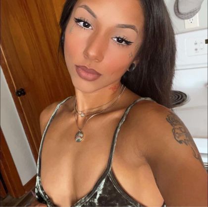 misstinytits OnlyFans picture