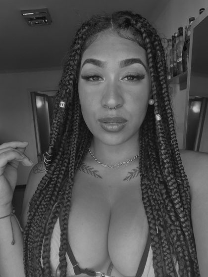queenaangiie OnlyFans picture