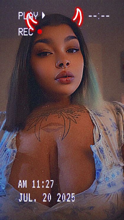zuhrielle OnlyFans picture