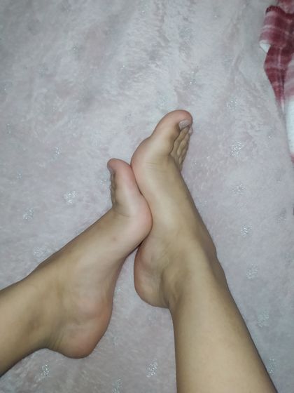 feet_lunw OnlyFans picture