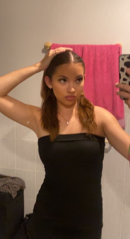 Best Hot Caitlin_24 OnlyFans Accounts | FansMetrics.com