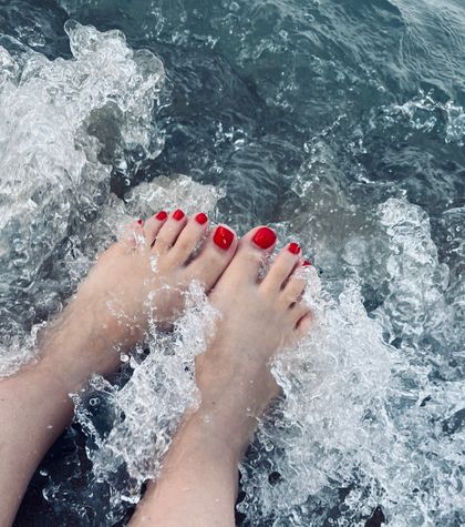 barfoot_bunnyy OnlyFans picture