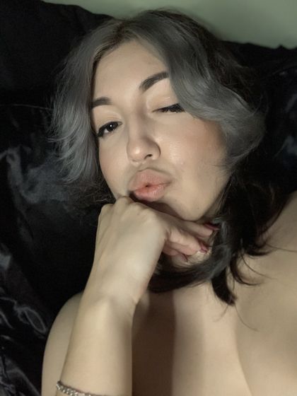 mirenadraculea OnlyFans picture