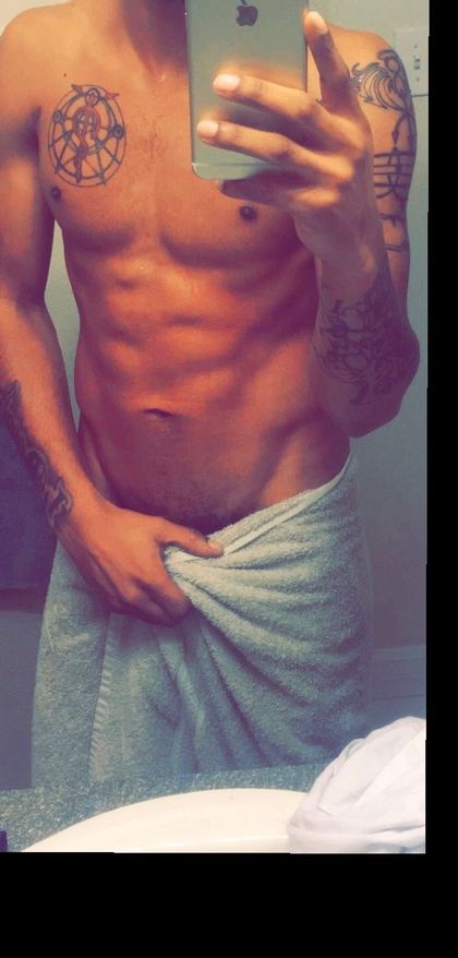 nomadlu OnlyFans picture