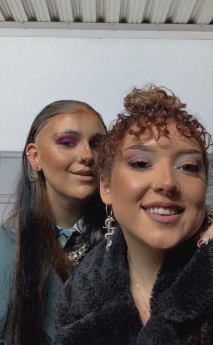 lydiaandsophie OnlyFans picture
