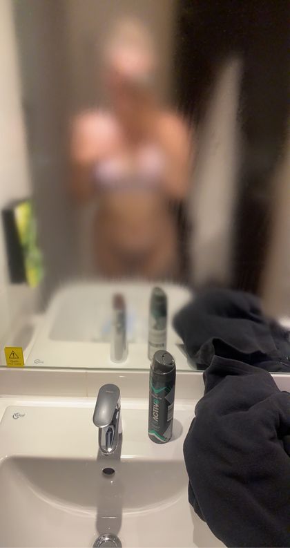 thickthiighkitten OnlyFans picture