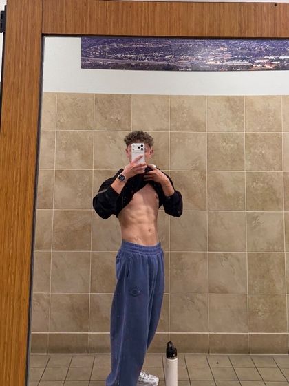 exclusivealbert OnlyFans picture