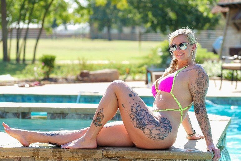 nchotwife_vip OnlyFans profile picture