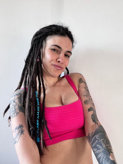 hairyvioleta OnlyFans picture