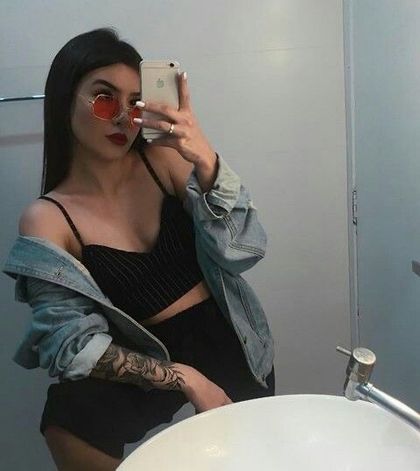 hotsara12 OnlyFans picture