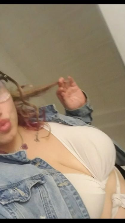 whiterose2022 OnlyFans picture