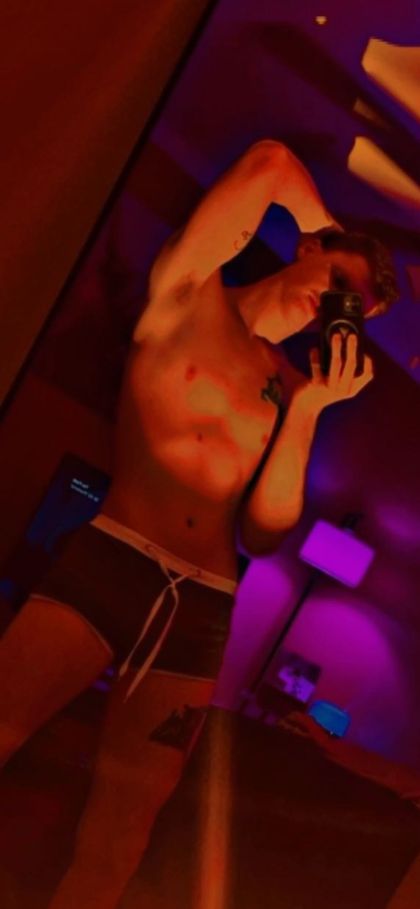 calvin_818 OnlyFans picture