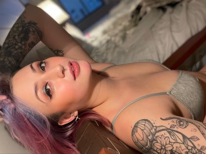 ladybrix OnlyFans picture