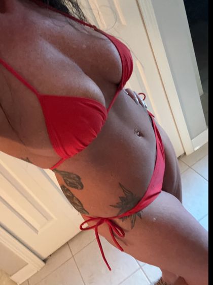 naughtypleasuresprem OnlyFans picture