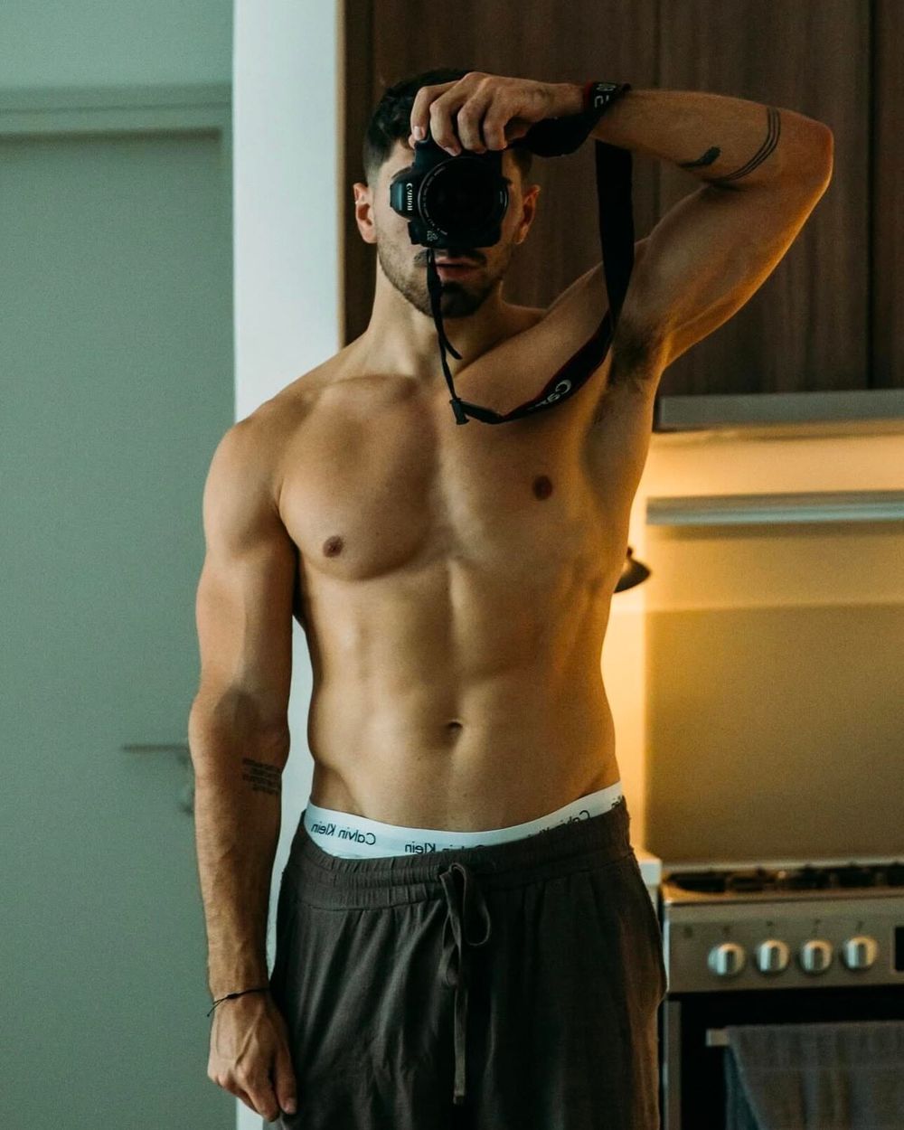 holaalexalex OnlyFans profile picture