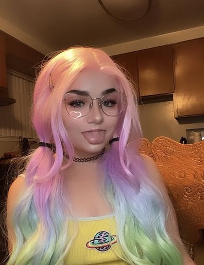 stoned.cutie OnlyFans picture