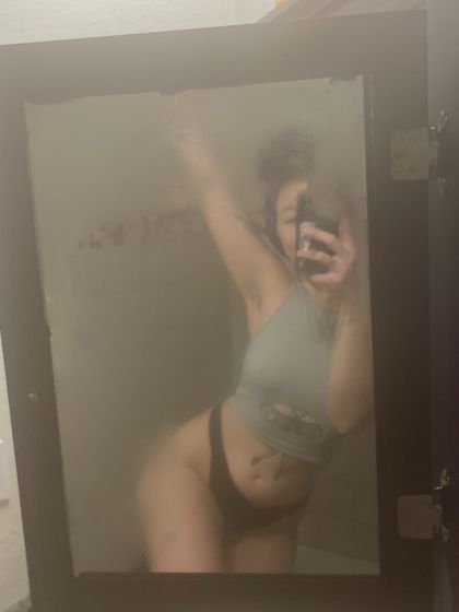 mazia OnlyFans picture