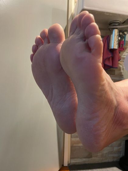 loveasianfeet2 OnlyFans picture