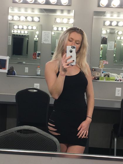 zoeydee OnlyFans picture