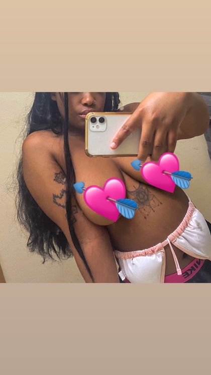 ariakcrose OnlyFans picture