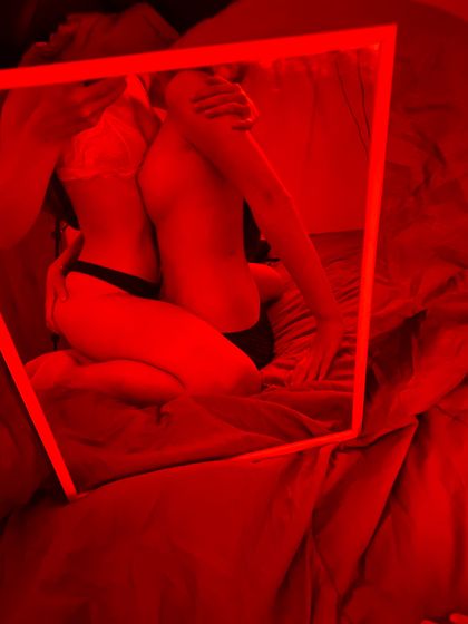 cuople.lesbian OnlyFans picture