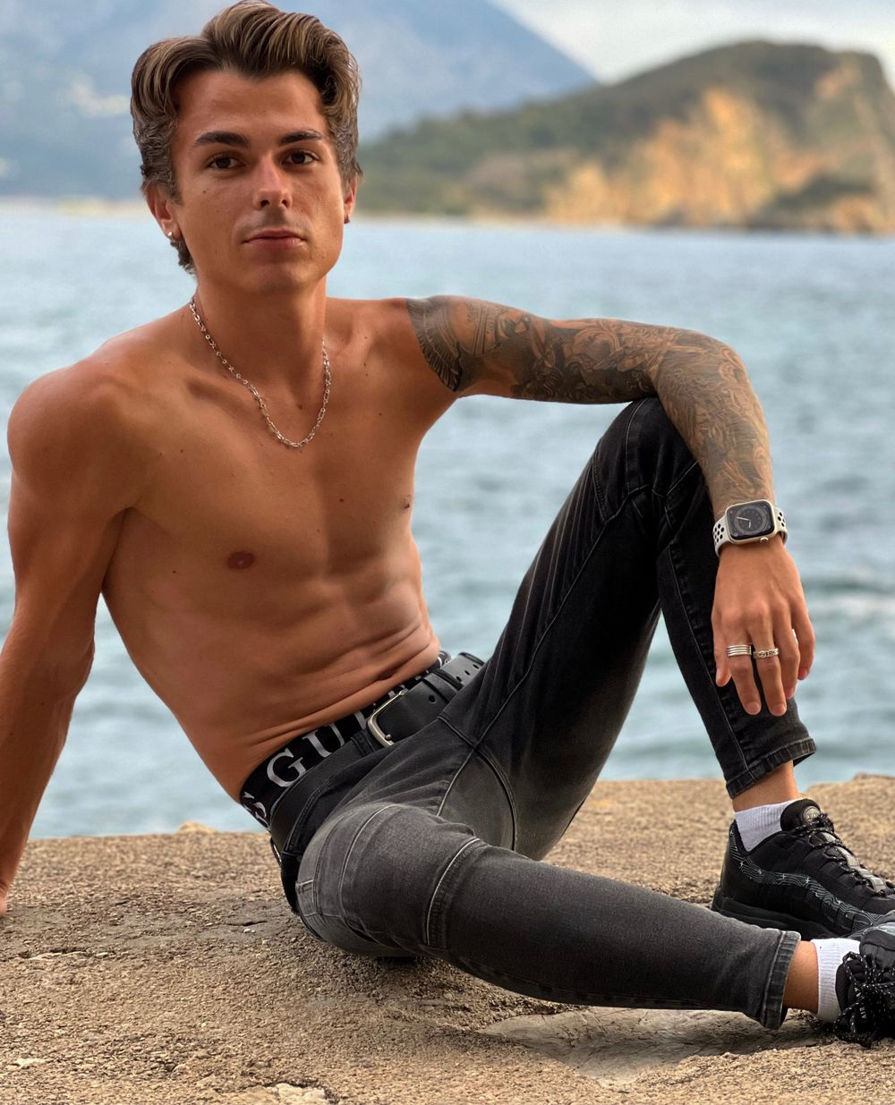 aronbrownn OnlyFans profile picture