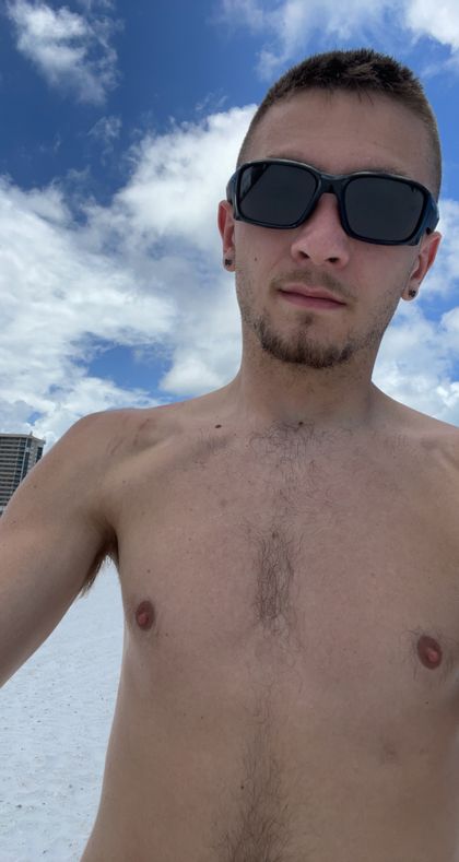 u150028386 OnlyFans picture