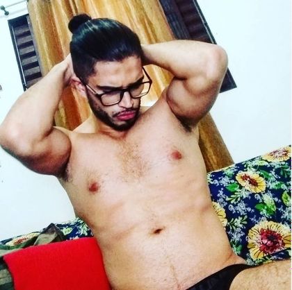 oliverdisplayed OnlyFans picture
