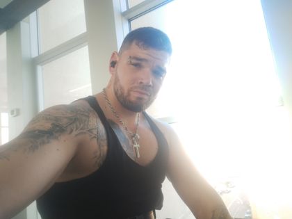 vikingomad33 OnlyFans picture