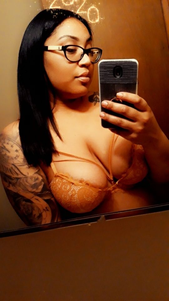 somethingspecial27 OnlyFans profile picture